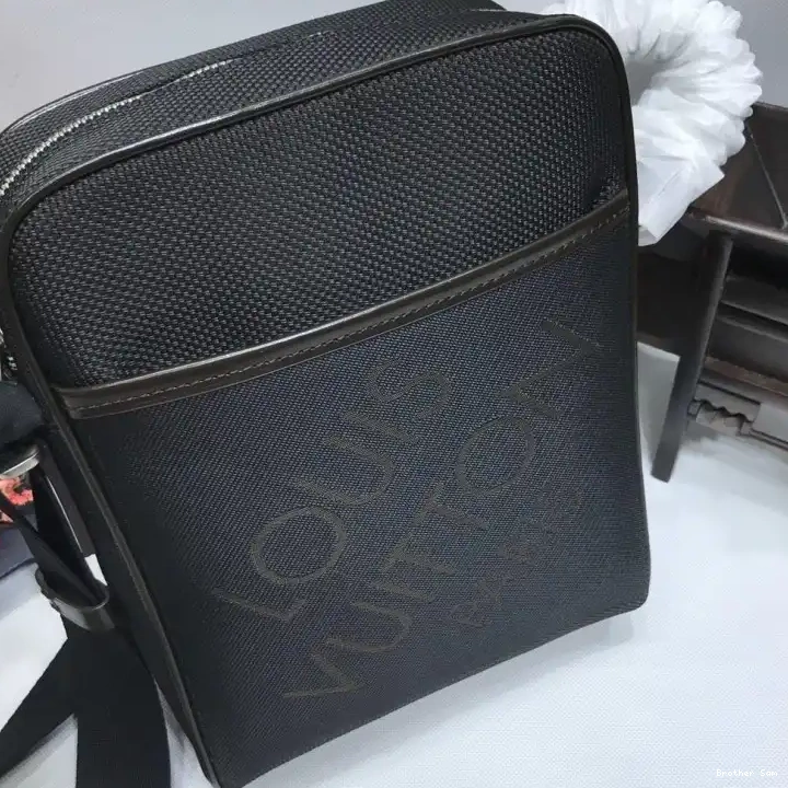 Brother Sam Yupoo 19B5790022 LV Bags 0629